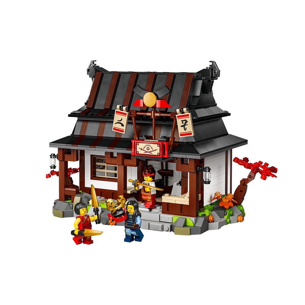 Four Weapons Blacksmith